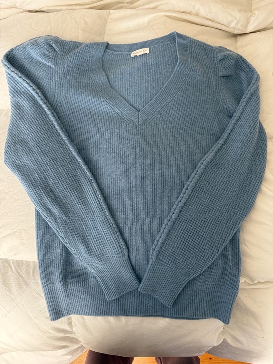 Garnet Hill Sweaters - Garnet Hill Blue V-Neck Women's Sweater